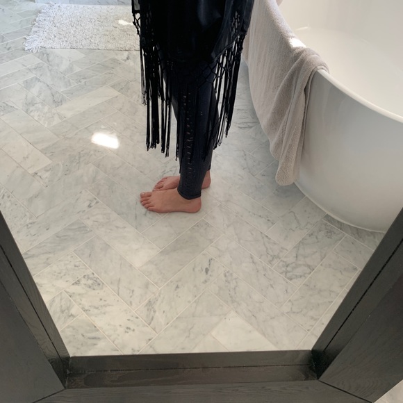 Black Kimono - Picture 6 of 6